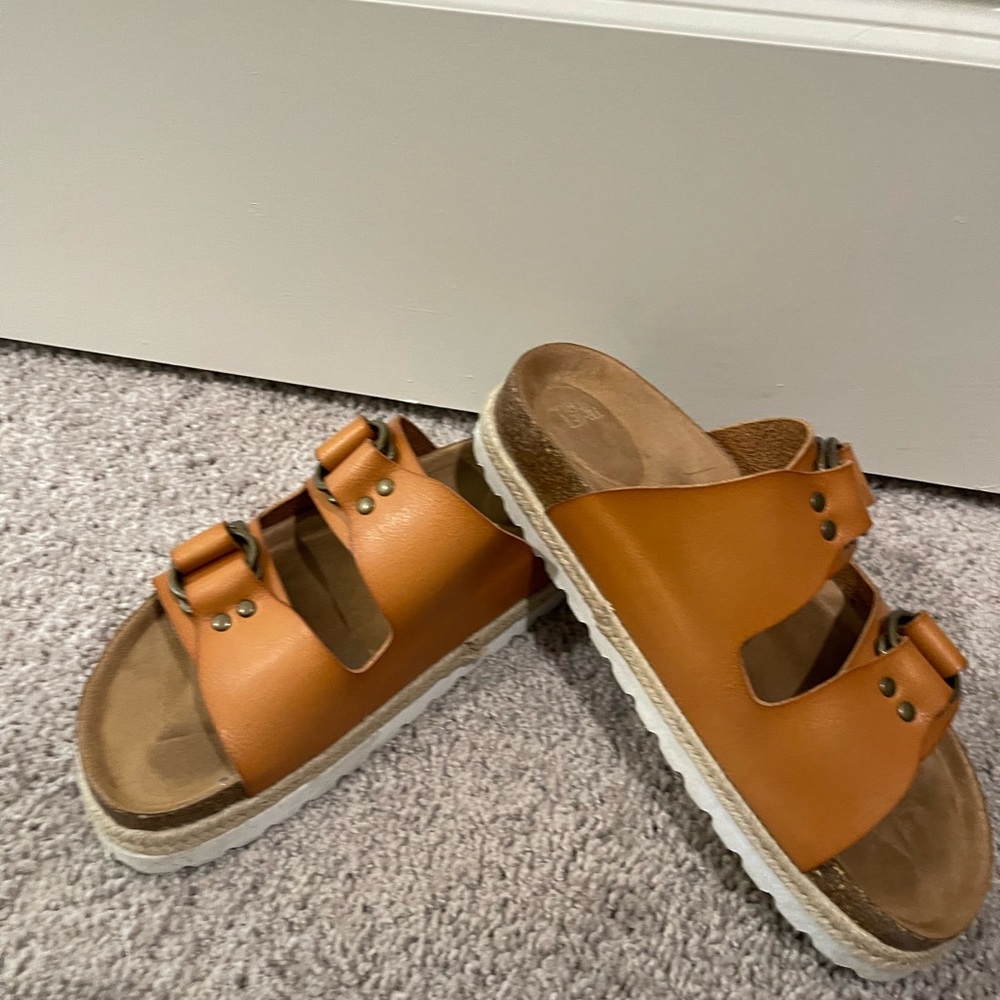 Espadrilles tan worn once
